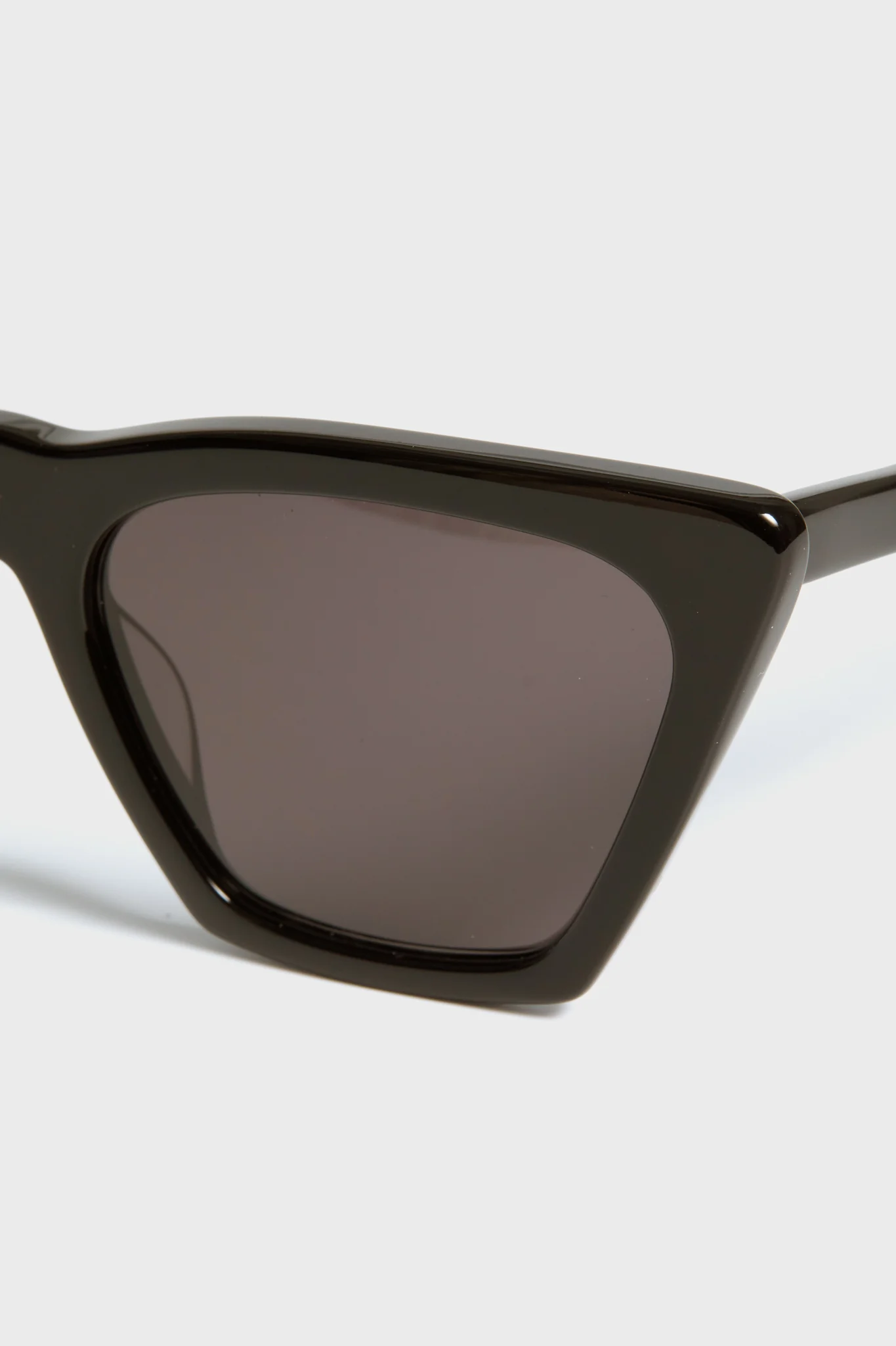 Black Lisbon Sunglasses - Image 5