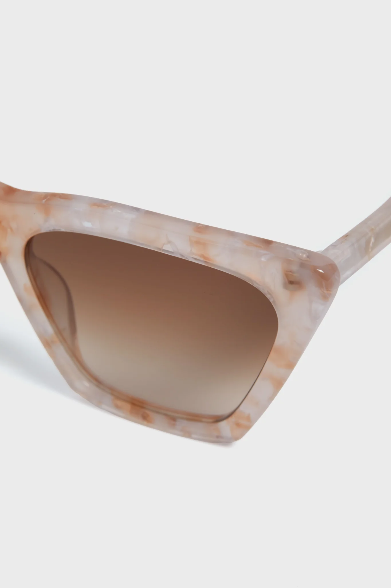 Cashmere Lisbon Sunglasses - Image 3