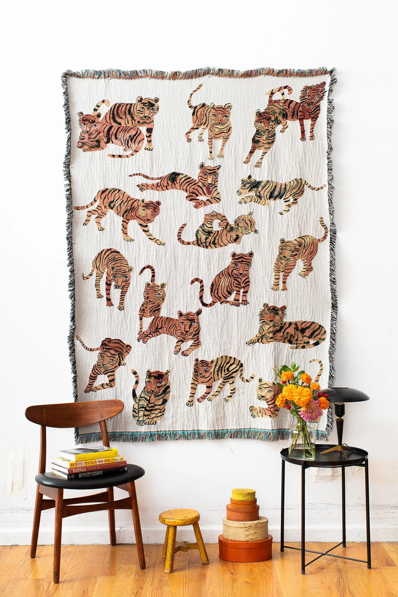 Playful Tigers Blanket - Image 3